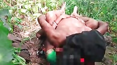 XXX Bangla Boudi’s chudai video of fucking in the fields