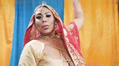 HD sex video – Indian girl’s fiancé’s sex with her Stepmom