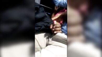 Erotic MMS clip of sex with a stranger Mallu aunty