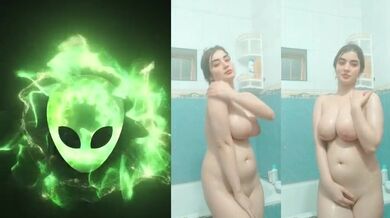 Viral MMS Sex video of a Pakistani TikTok star bathing