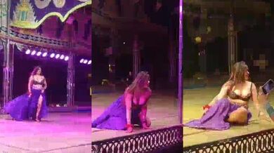 Seductive MMS sex video of Bihari Bhabhi’s dance on stage