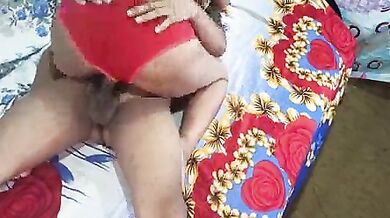 Hot HD sex video of Desi Bhabhi cheating with neighbour