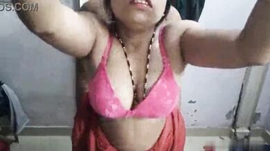 Desi XXX sex video of Gujarati Bhabhi fucked by her lover