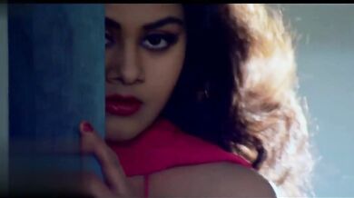 Bhojpuri MMS XXX video of Hot Bhabhi dancing seductively