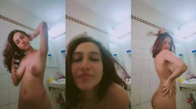 Erotic MMS XXX video of a hot lesbian showing her body