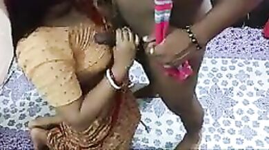 Horny Bangla Boudi fucked by her lover – MMS XXX porn video